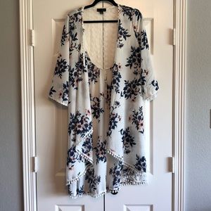 Francesca’s Floral Kimono